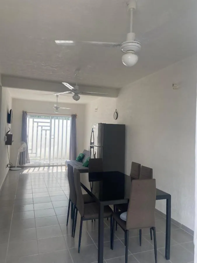 Casa Kuxtal Apartment Playa del Carmen 0*,
